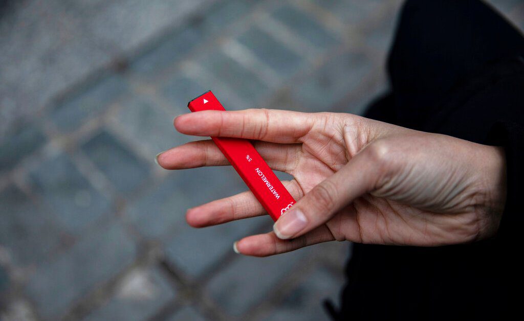 New Survey Suggests Little Progress Against U.S. Teen Vaping